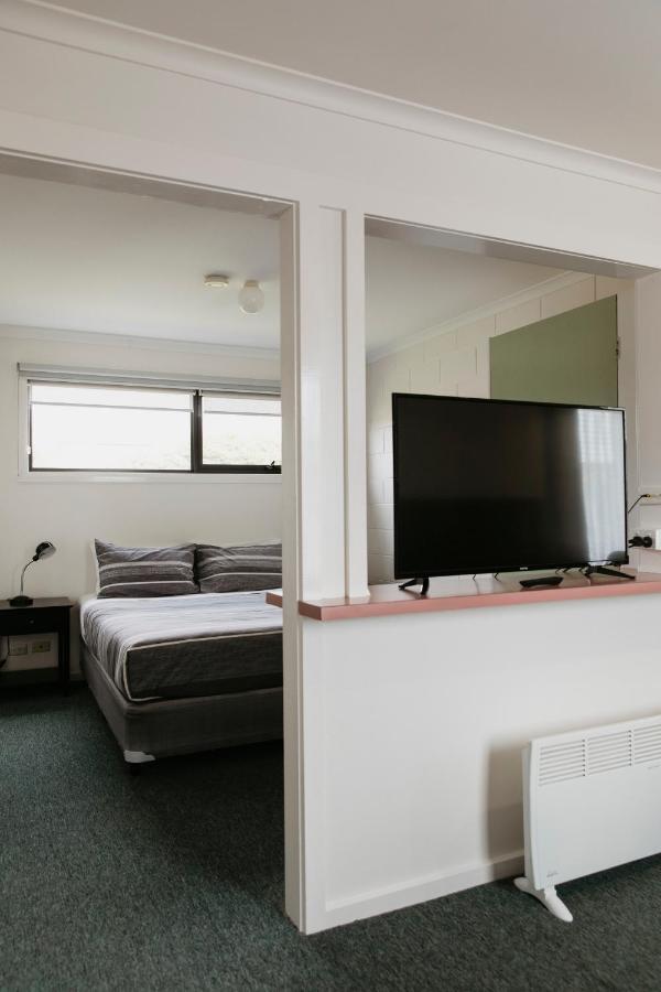 Anchor Wheel Motel เซนต์เฮเลนส์ ภายนอก รูปภาพ